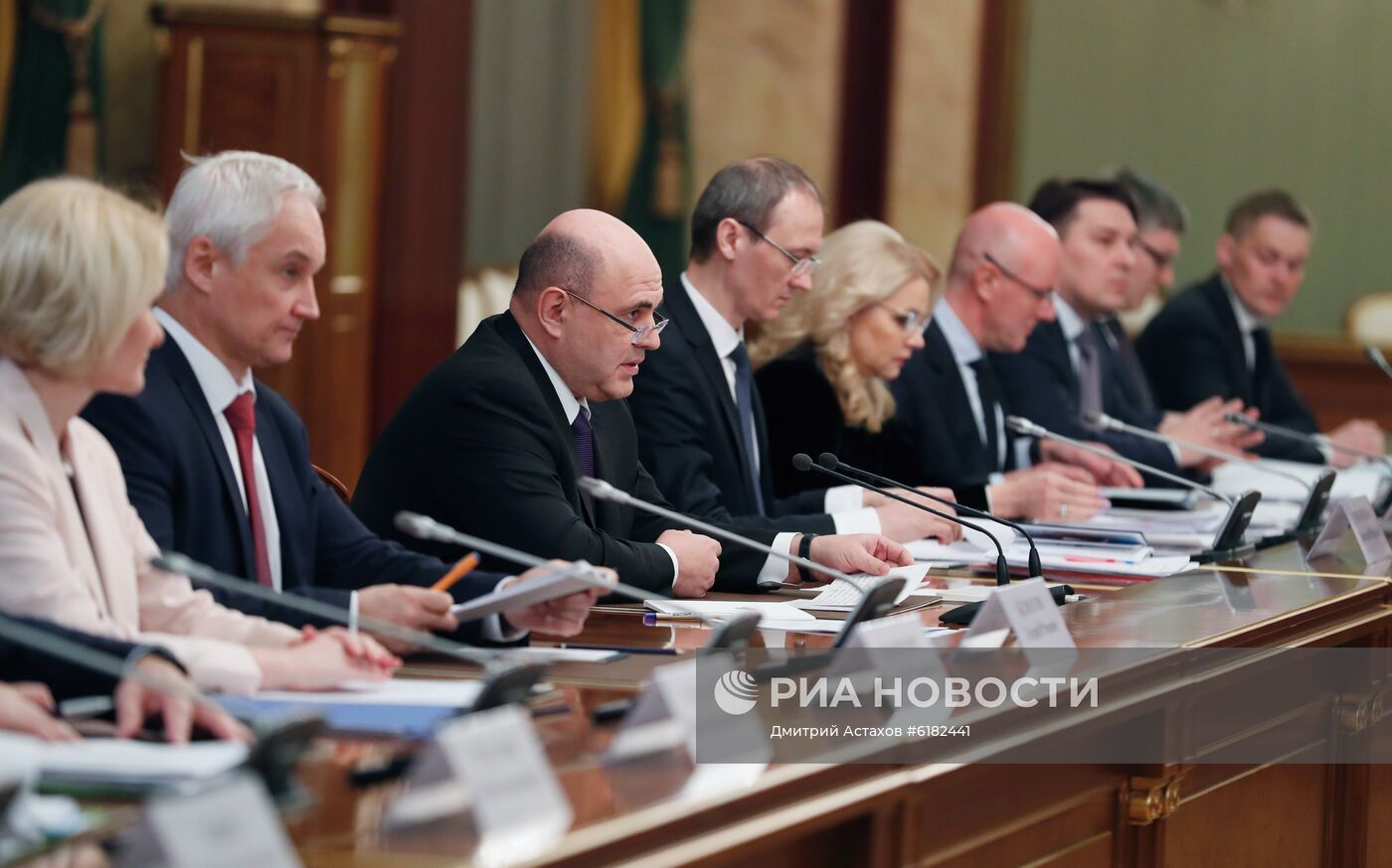 Премьер-министр РФ М. Мишустин провел встречу с членами Совета палаты Совета Федерации РФ