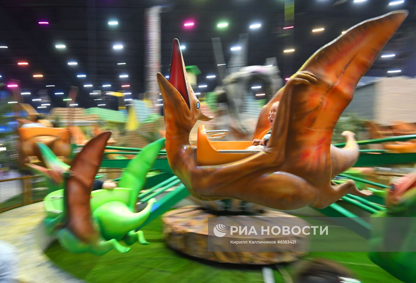 Открытие тематического парка "Остров мечты"