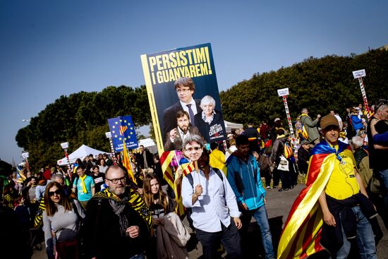 Митинг сторонников Пучдемона в Перпиньяне