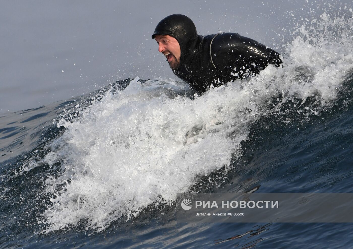 Зимний сёрфинг в Приморье