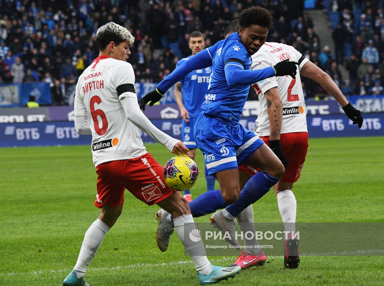 Футбол. РПЛ. Матч "Динамо" - "Спартак"