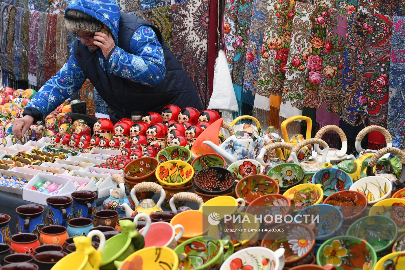 Празднование Масленицы в Суздале