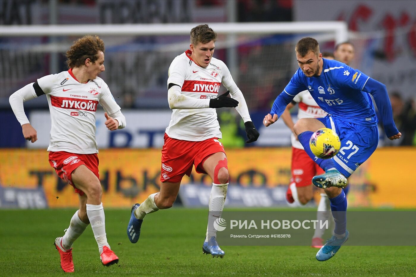 Футбол. РПЛ. Матч "Динамо" - "Спартак"