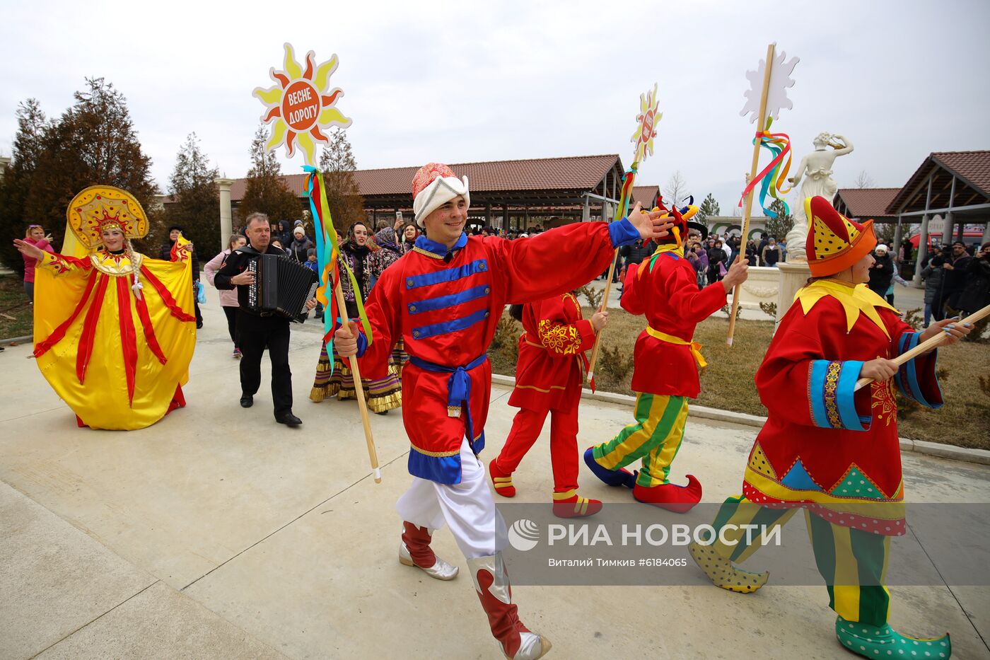 Празднование Масленицы в регионах России | РИА Новости Медиабанк