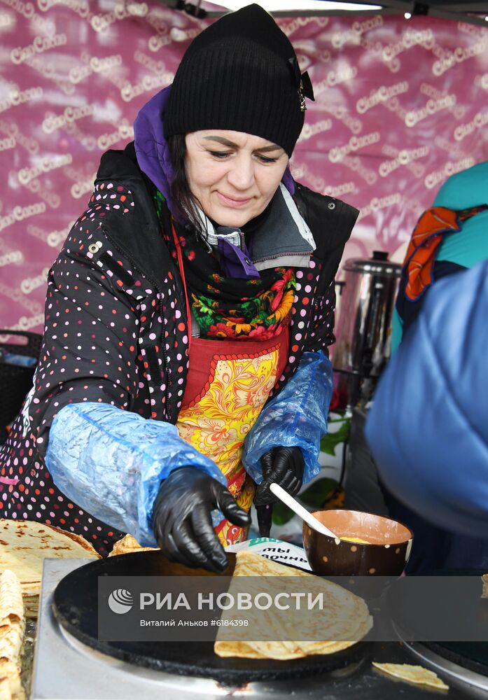 Празднование Масленицы в регионах России