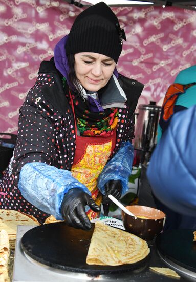 Празднование Масленицы в регионах России