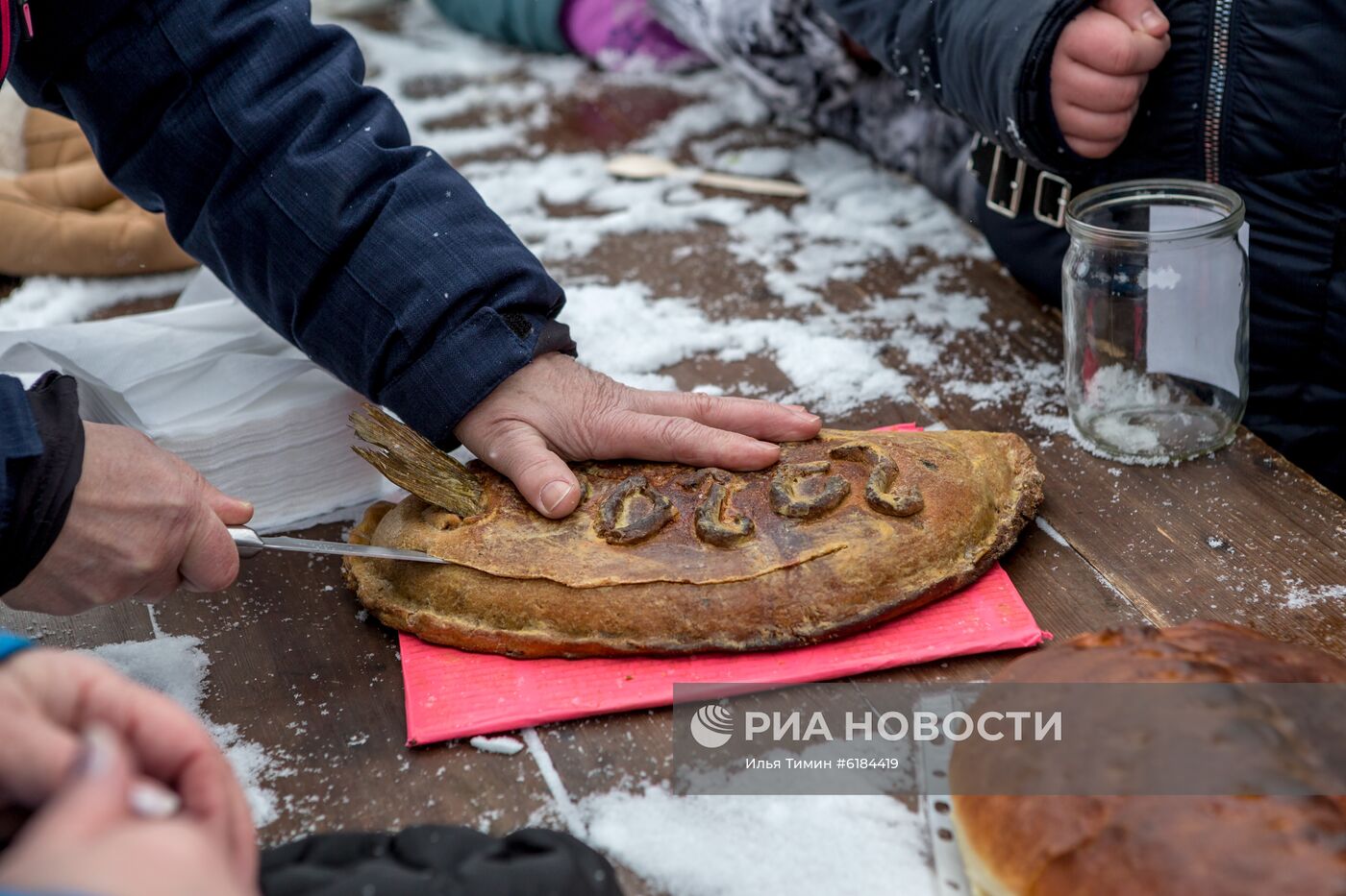 Фестиваль подледного лова рыбы "Пудожские налимы" в Карелии