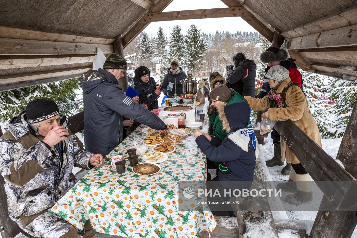 Фестиваль подледного лова рыбы "Пудожские налимы" в Карелии