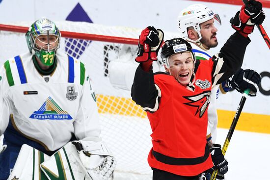 Хоккей. КХЛ. Матч "Авангард" – "Салават Юлаев"