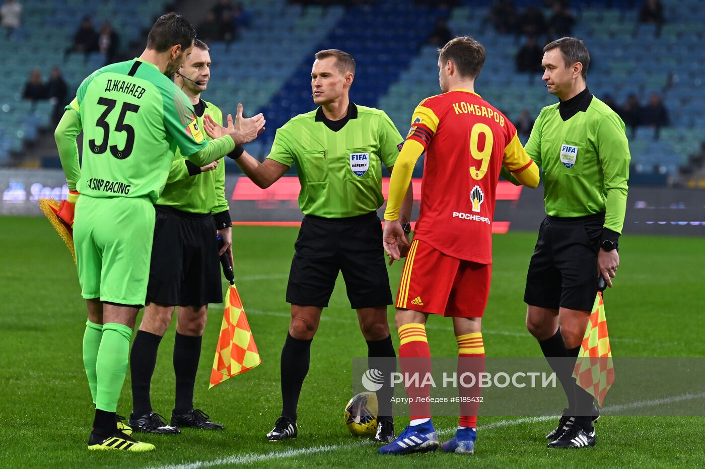 Футбол. РПЛ. Матч "Сочи" – "Арсенал"