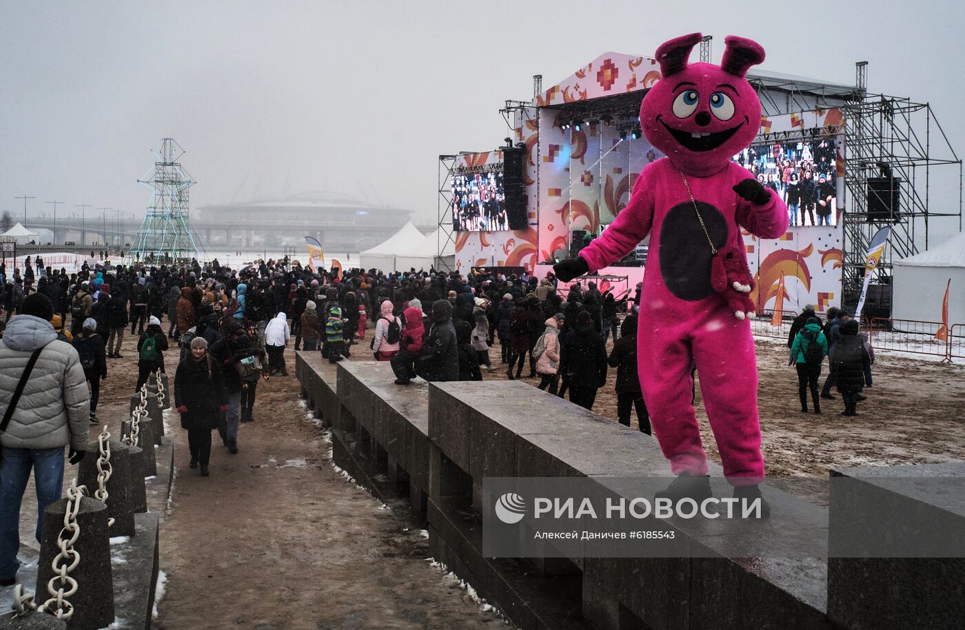 Празднование Масленицы в регионах России