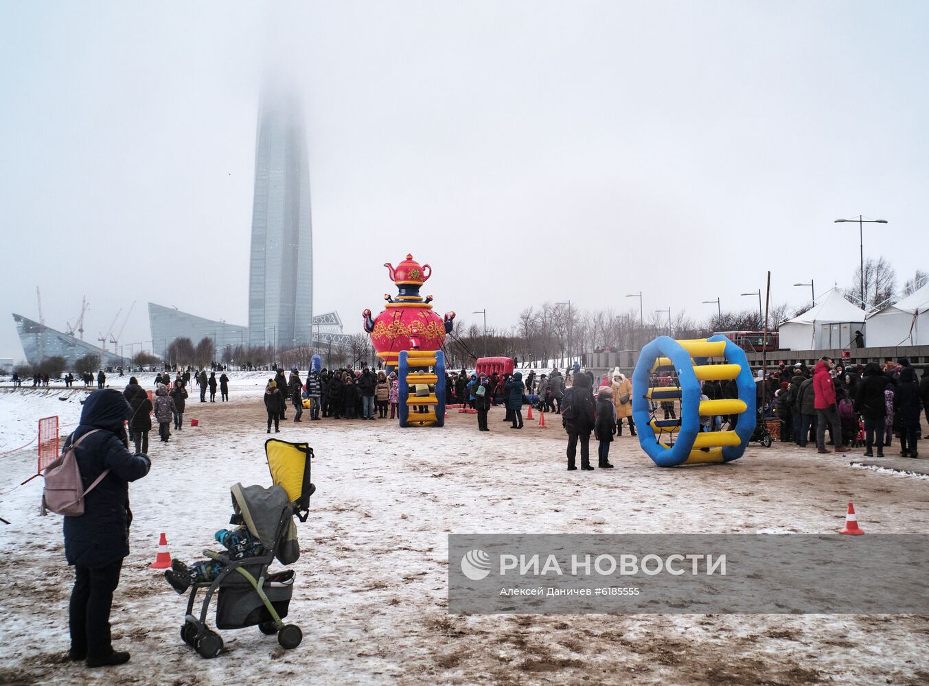 Празднование Масленицы в регионах России