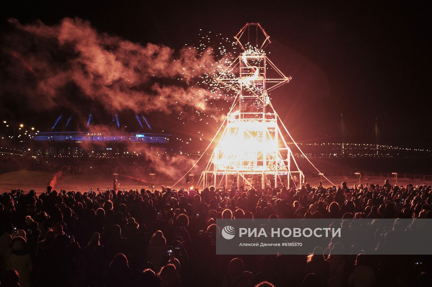 Празднование Масленицы в регионах России