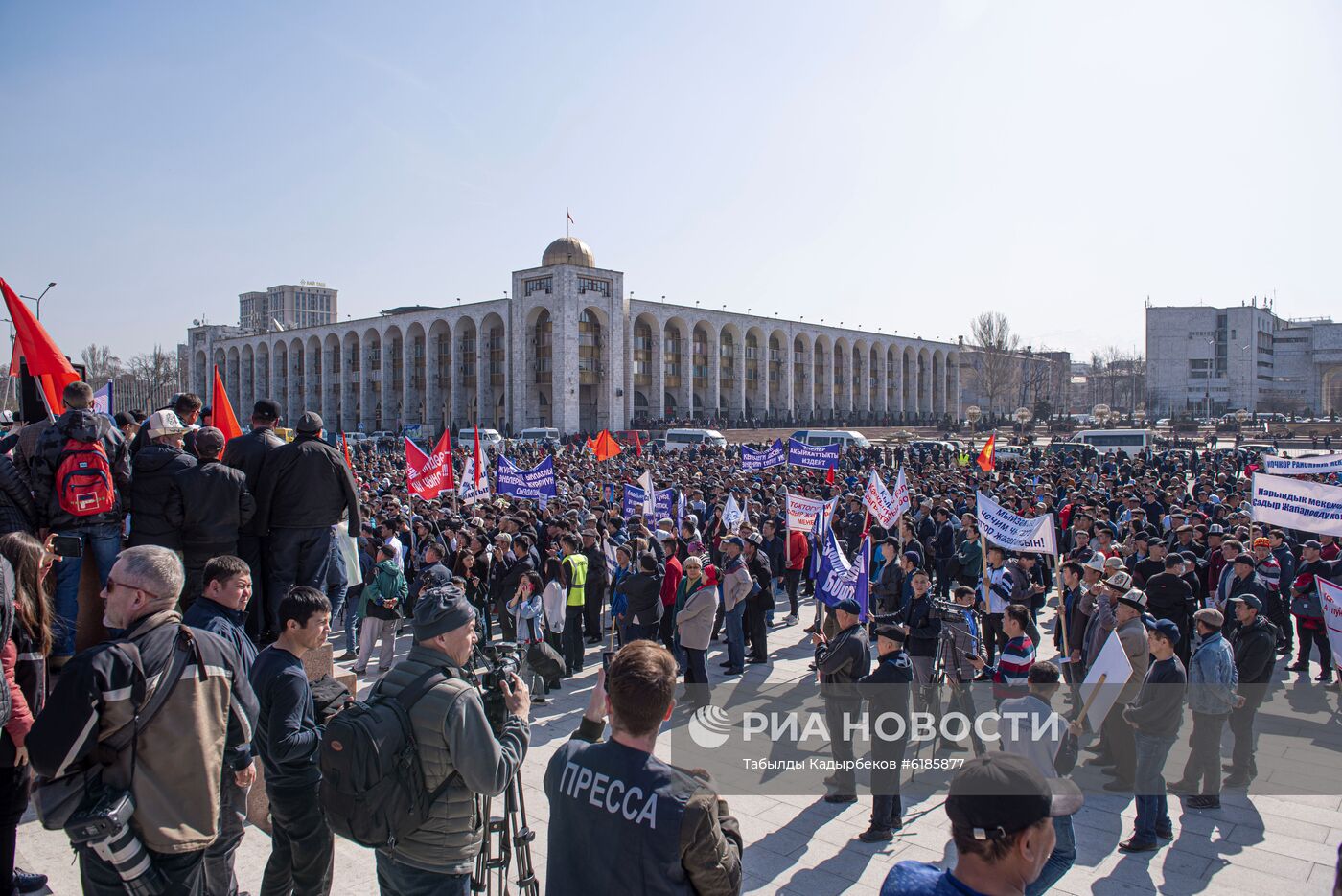 Митинг оппозиции в Бишкеке