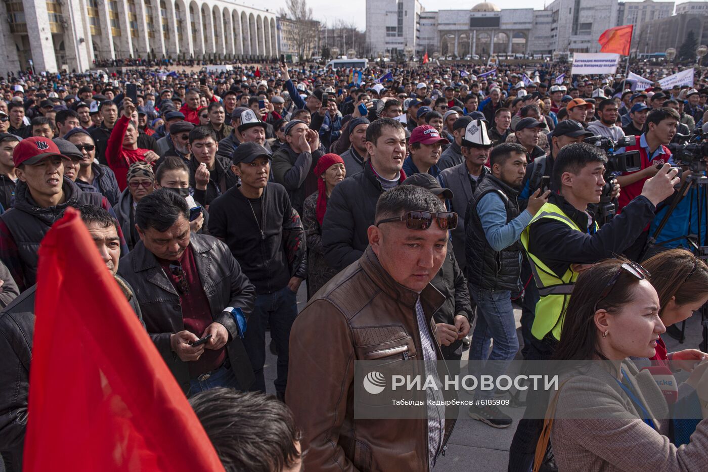 Митинг оппозиции в Бишкеке