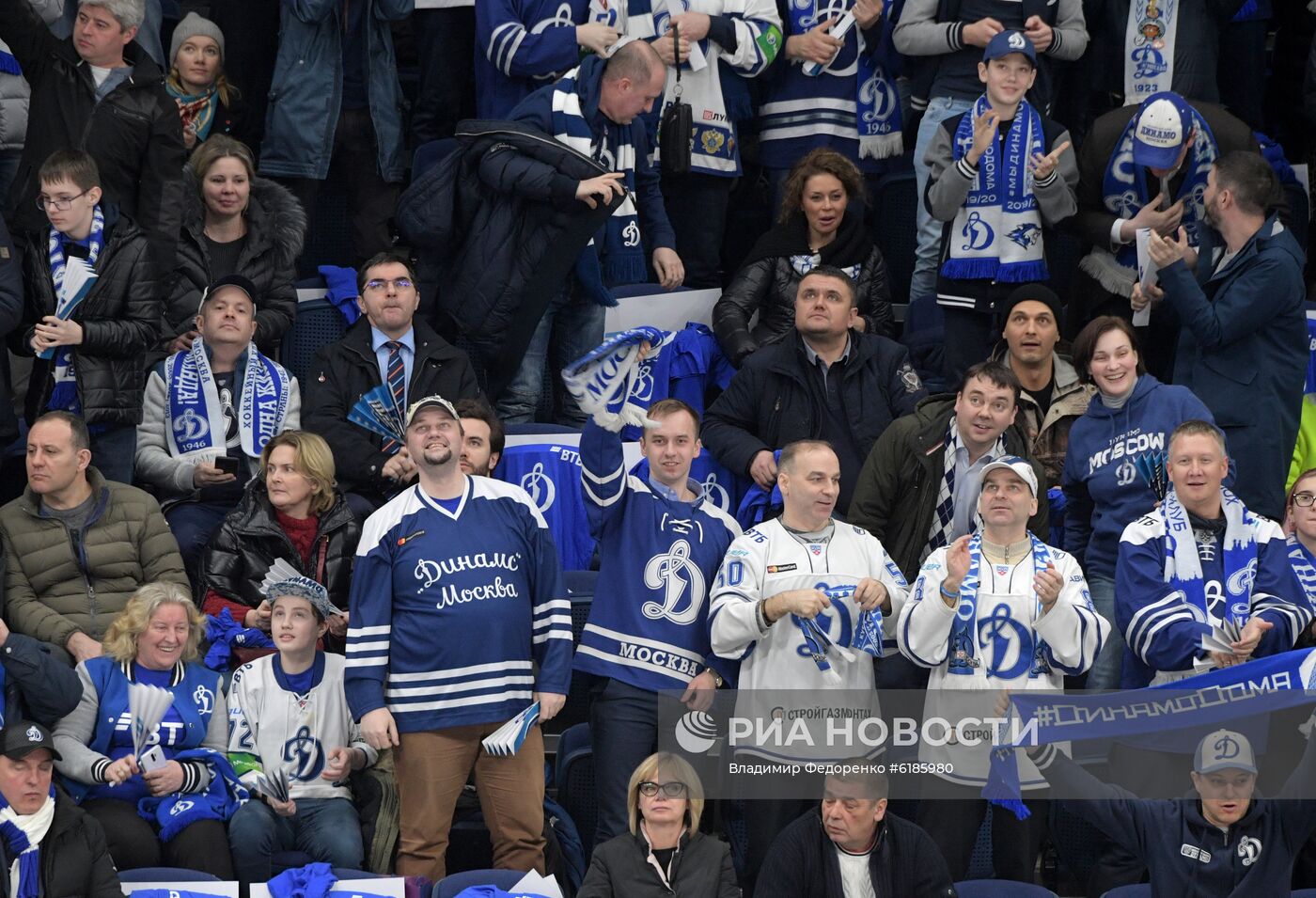 Хоккей. КХЛ. Матч "Динамо" (Москва) "Спартак"