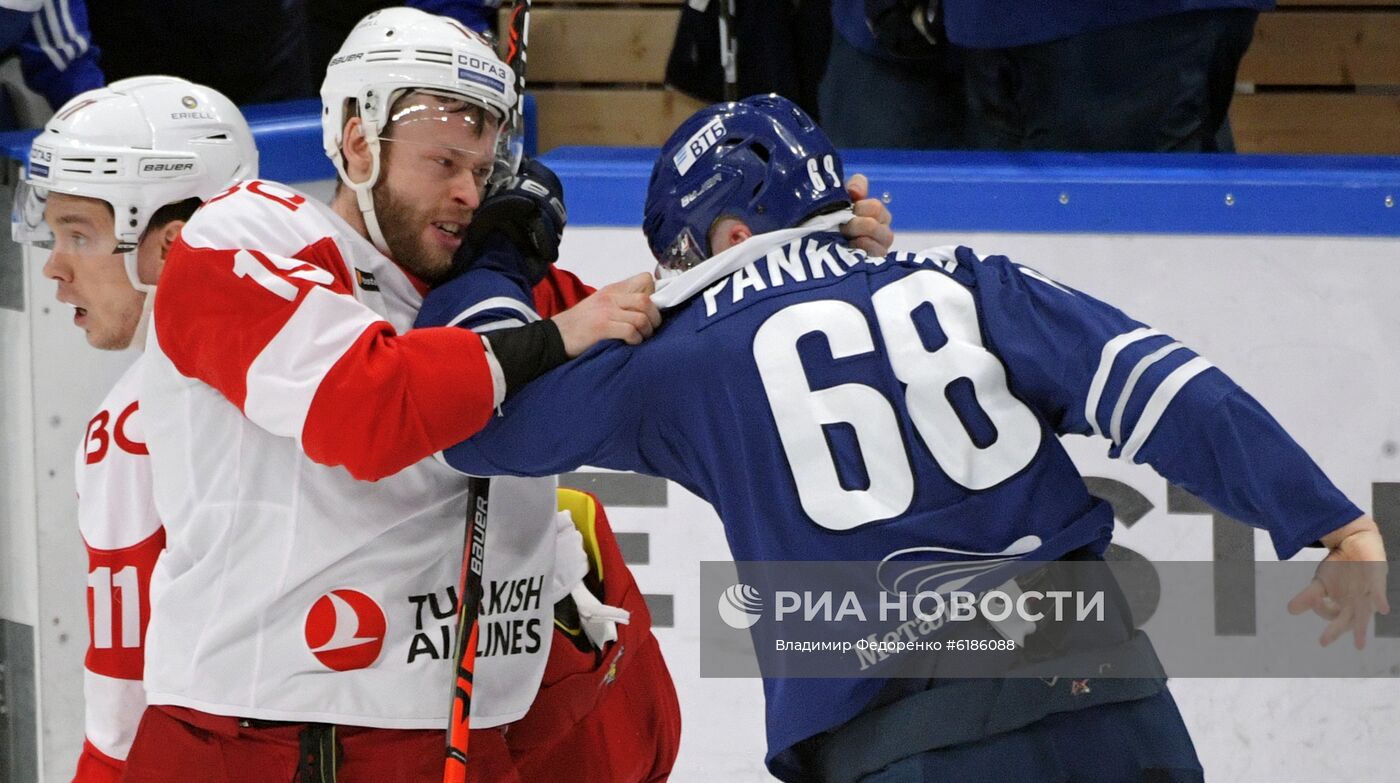 Хоккей. КХЛ. Матч "Динамо" (Москва) "Спартак"