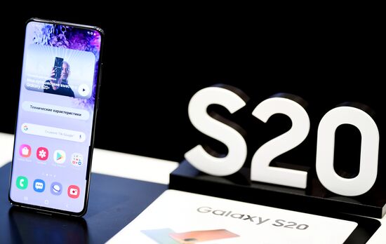 Новая линейка смартфонов Samsung Galaxy S20 в России