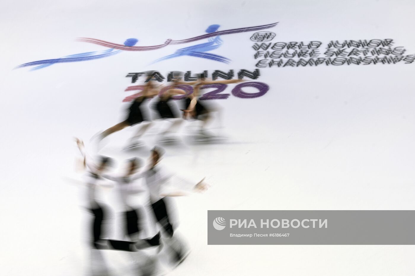 Фигурное катание. Чемпионат мира. Юниоры. Тренировки