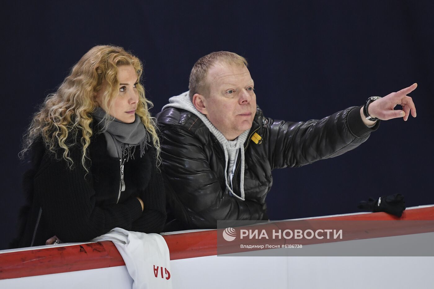 Фигурное катание. Чемпионат мира. Юниоры. Тренировки