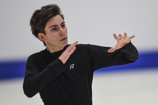 Фигурное катание. Чемпионат мира. Юниоры. Тренировки