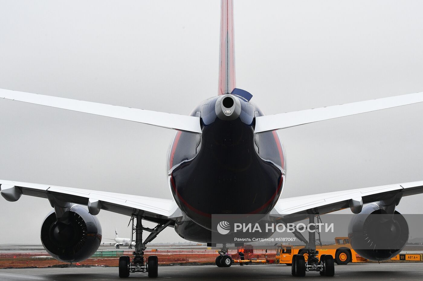 Презентация первого Airbus А350-900 авиакомпании "Аэрофлот"