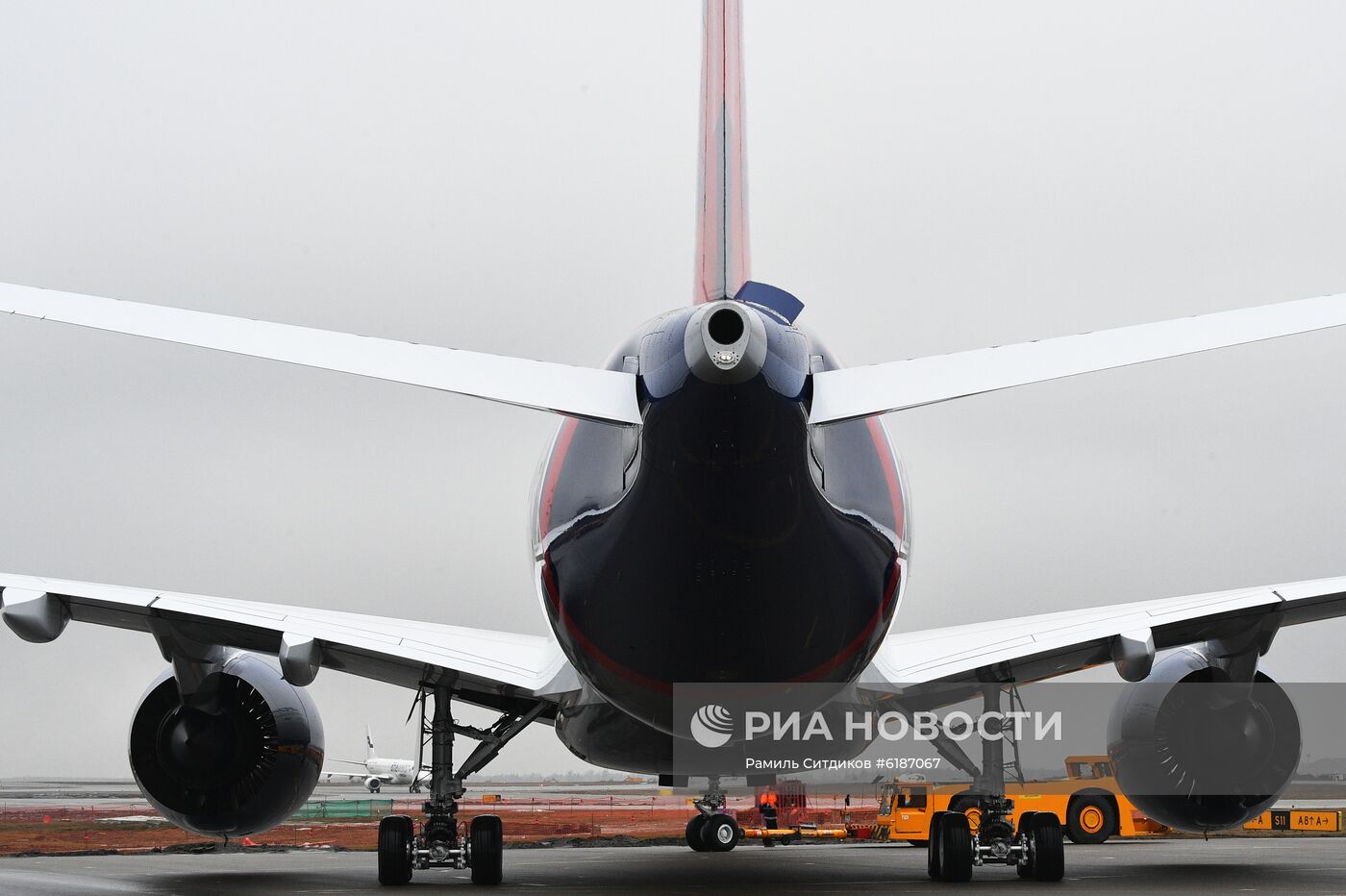 Презентация первого Airbus А350-900 авиакомпании "Аэрофлот"