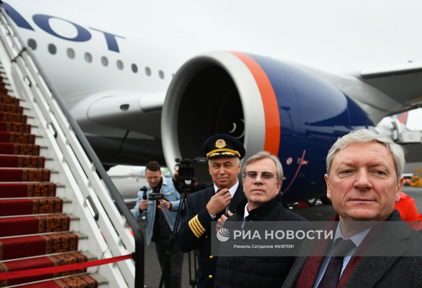 Презентация первого Airbus А350-900 авиакомпании "Аэрофлот"