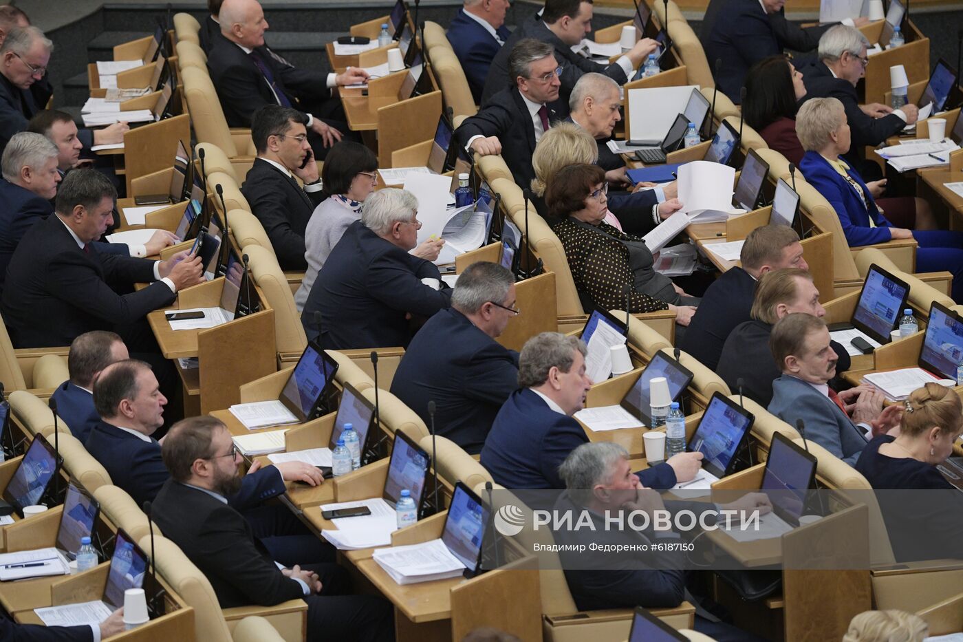 Пленарное заседание Госдумы РФ 