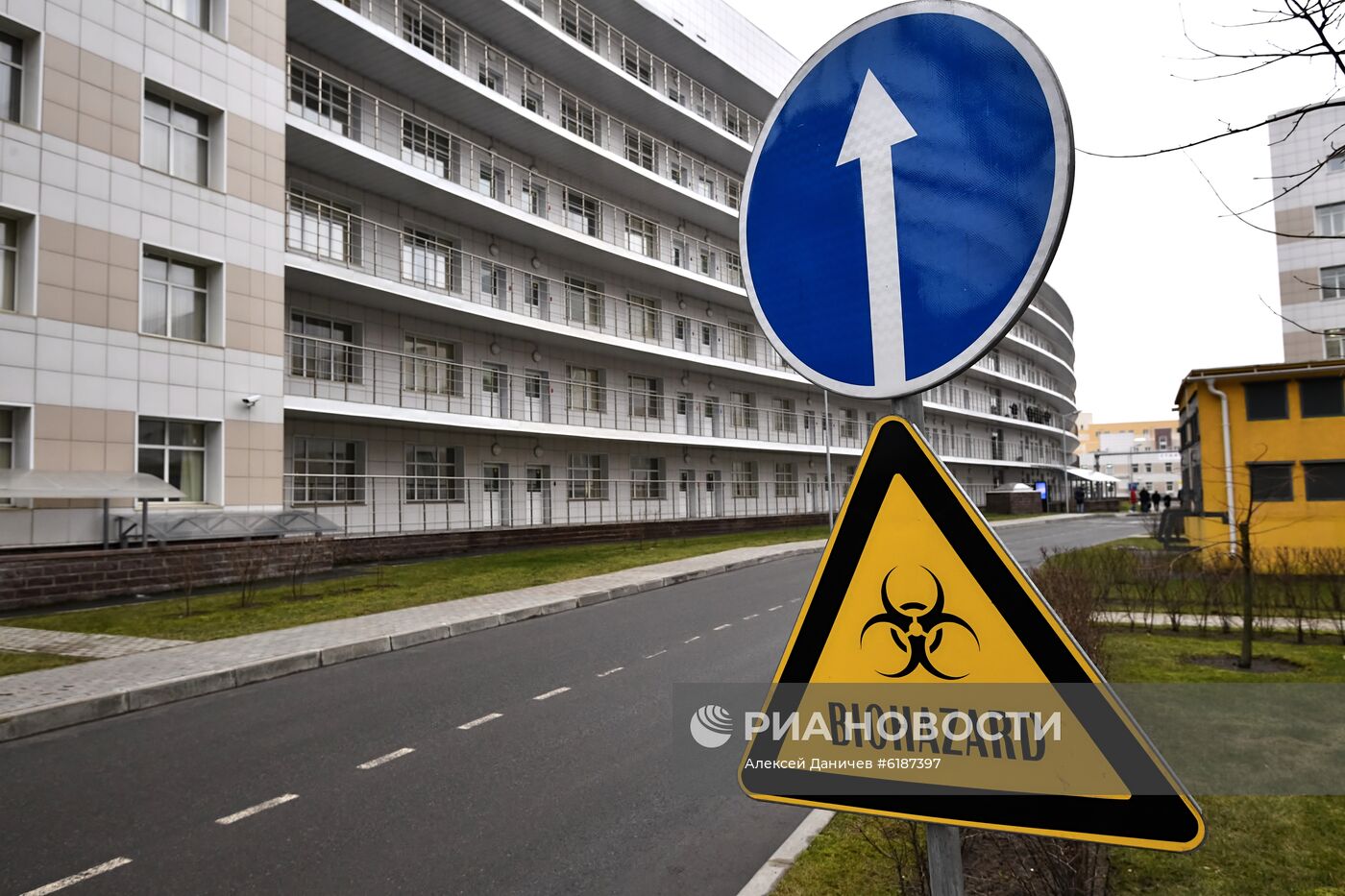Отделение для людей с подозрением на коронавирус в Боткинской больнице