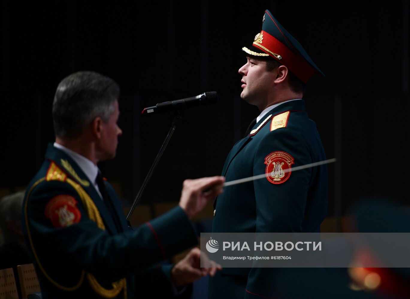 Концерт Академического ансамбля песни и пляски Российской Армии им. А. В. Александрова, посвященный 75-летию Великой Победы