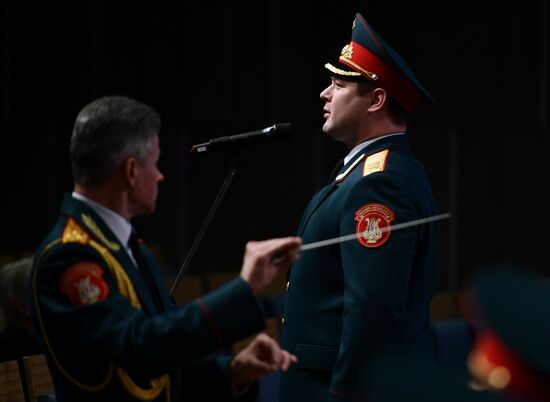 Концерт Академического ансамбля песни и пляски Российской Армии им. А. В. Александрова, посвященный 75-летию Великой Победы