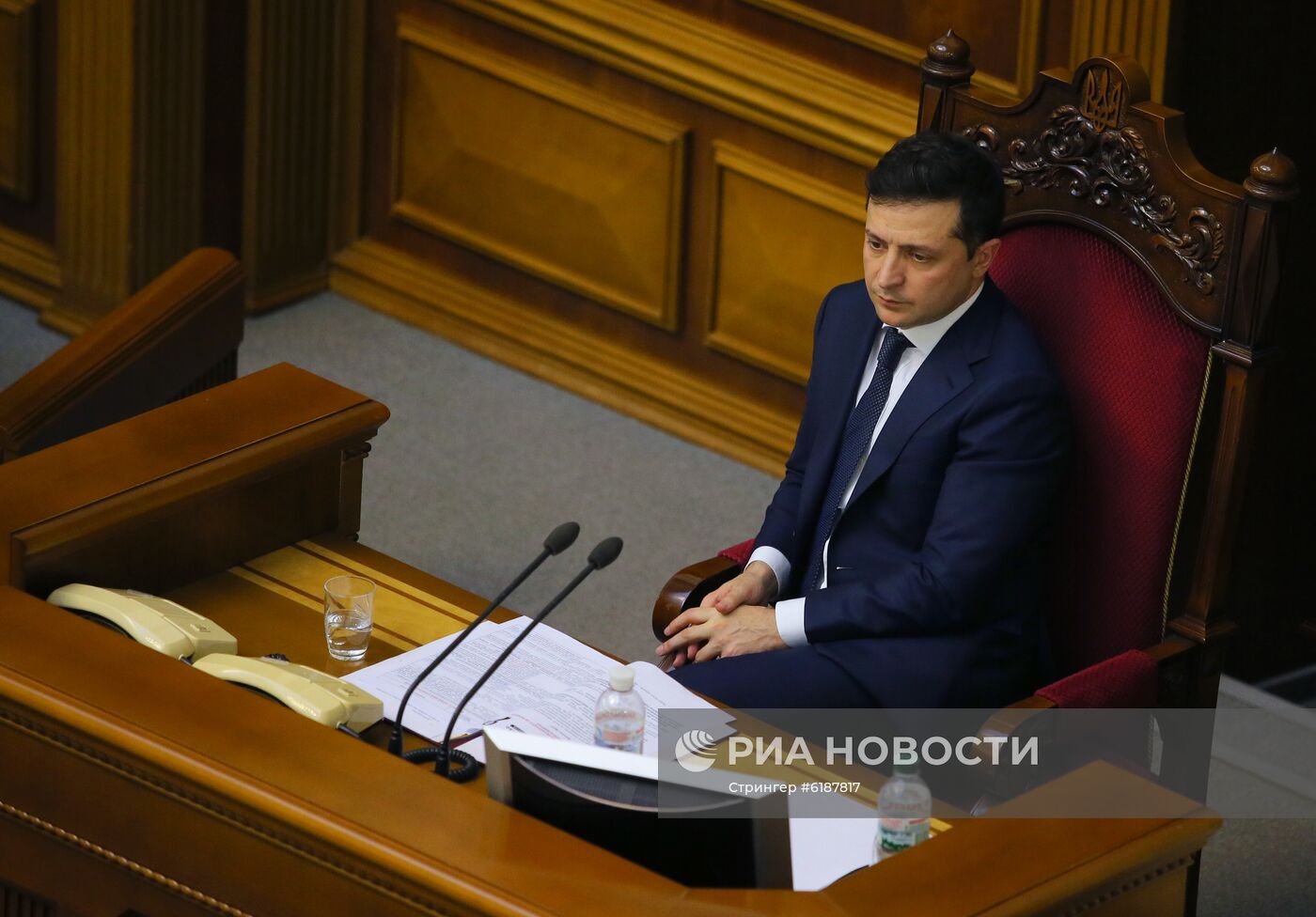 Внеочередное заседание Верховной рады Украины