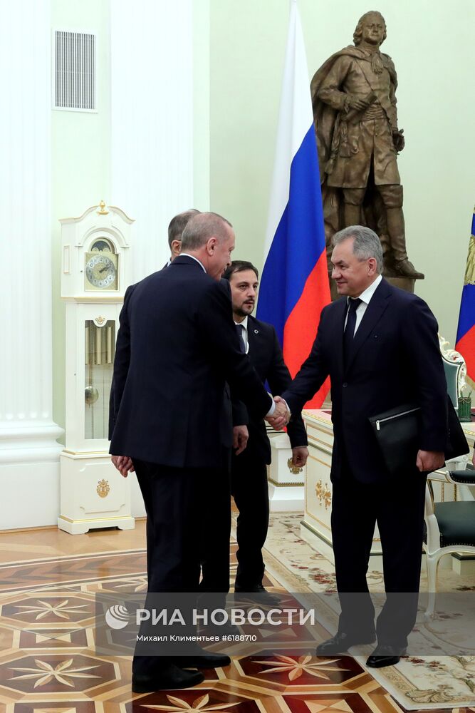 Президент РФ В. Путин встретился с президентом Турции Р. Эрдоганом