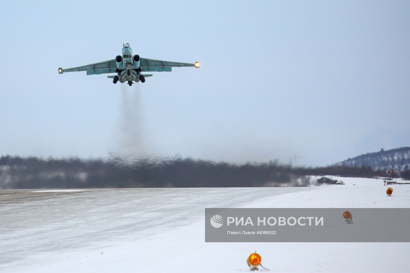 Тренировочные полеты истребителей в Мурманской области