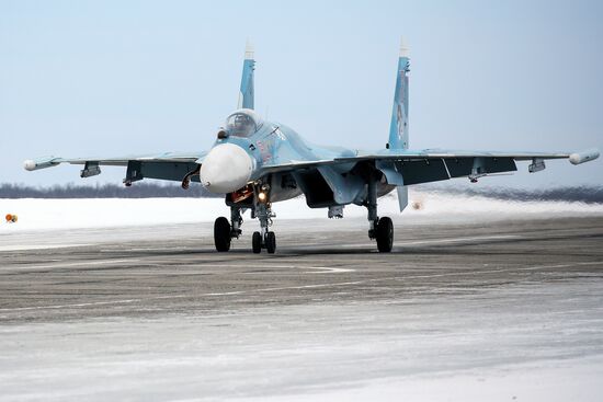 Тренировочные полеты истребителей в Мурманской области