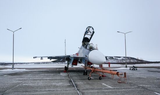 Тренировочные полеты истребителей в Мурманской области