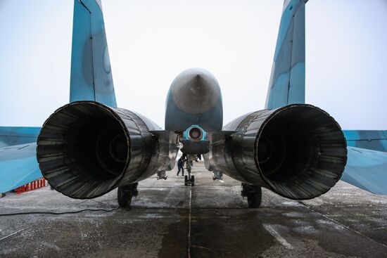 Тренировочные полеты истребителей в Мурманской области