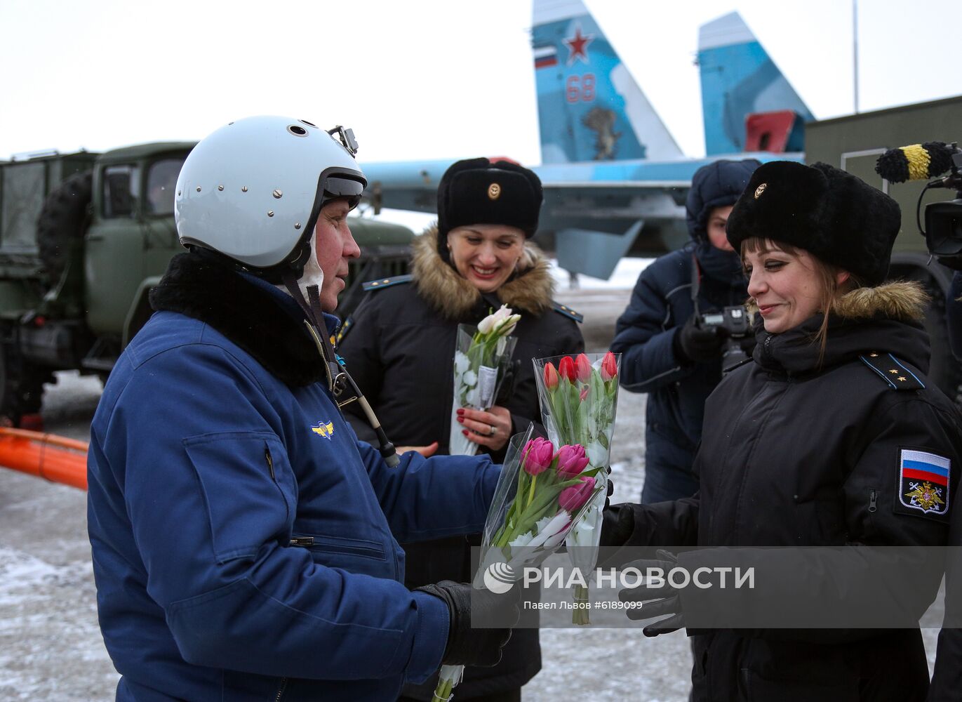 Тренировочные полеты истребителей в Мурманской области
