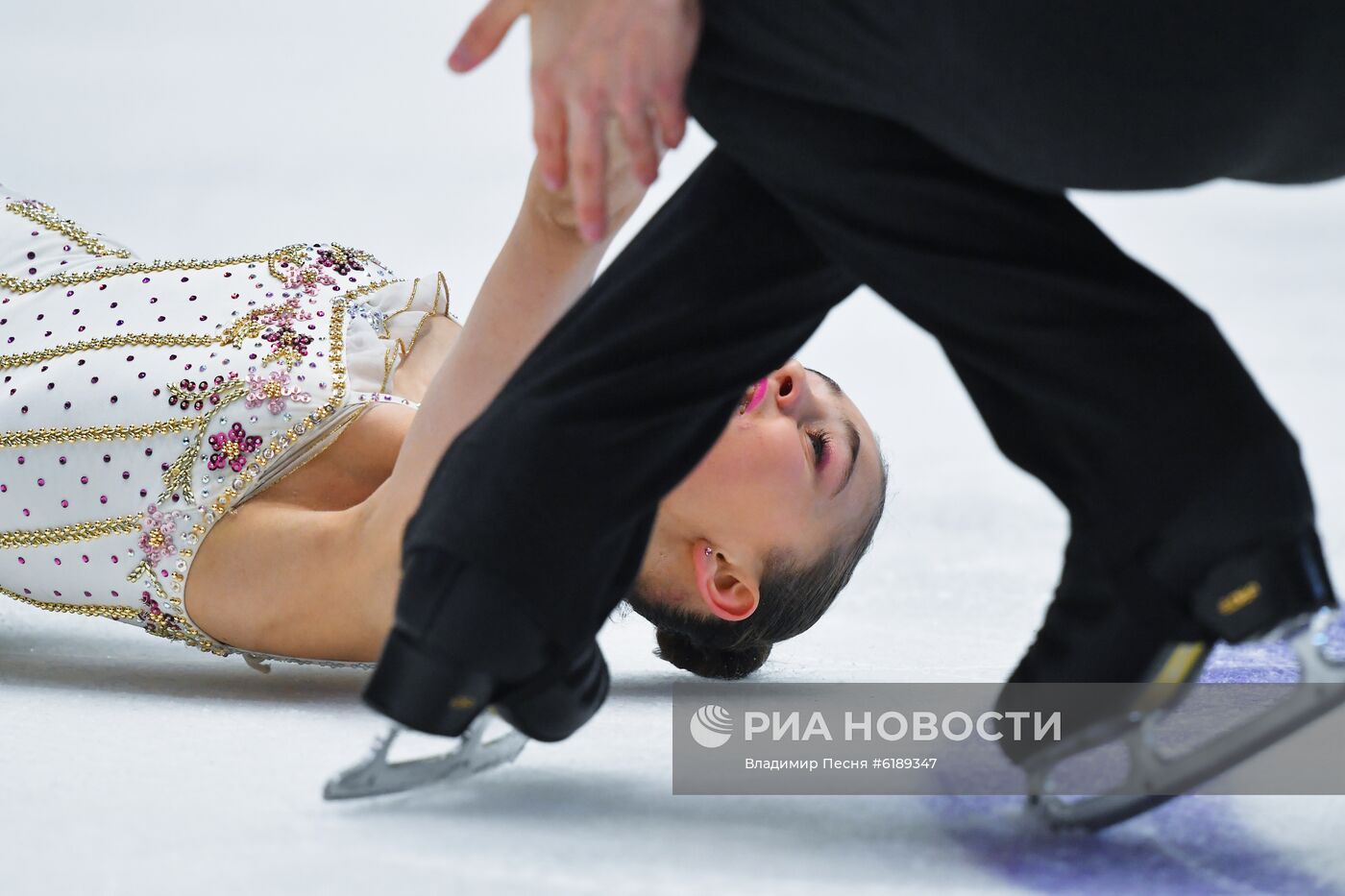 Фигурное катание. Чемпионат мира. Юниоры. Пары. Произвольная программа