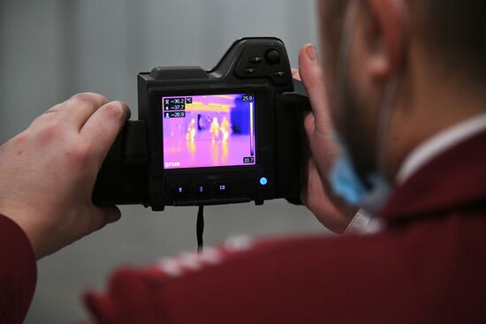 В Шереметьево усилили санитарный контроль в связи с коронавирусом  