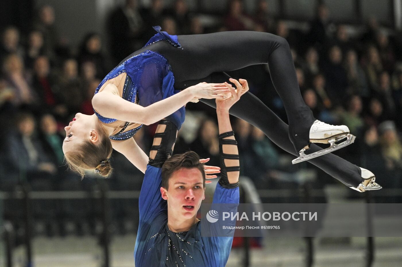 Фигурное катание. Чемпионат мира. Юниоры. Пары. Произвольная программа