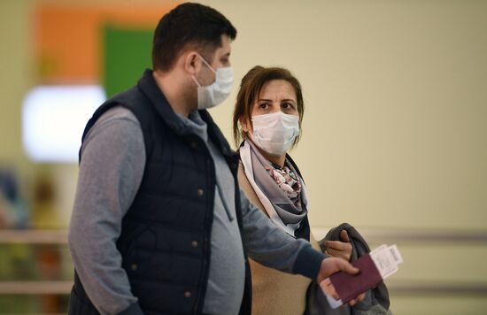 В Шереметьево усилили санитарный контроль в связи с коронавирусом