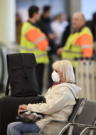 В Шереметьево усилили санитарный контроль в связи с коронавирусом