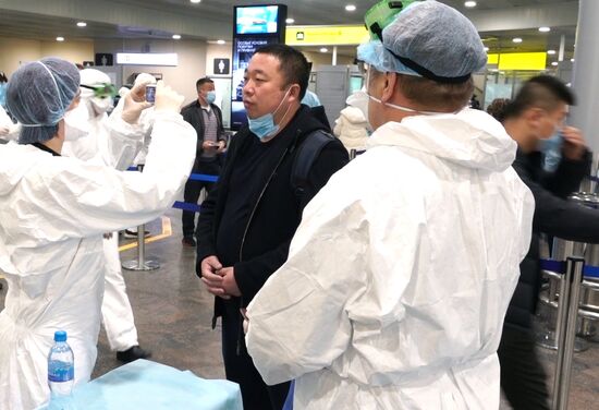 В Шереметьево усилили санитарный контроль в связи с коронавирусом