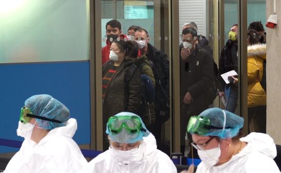 В Шереметьево усилили санитарный контроль в связи с коронавирусом