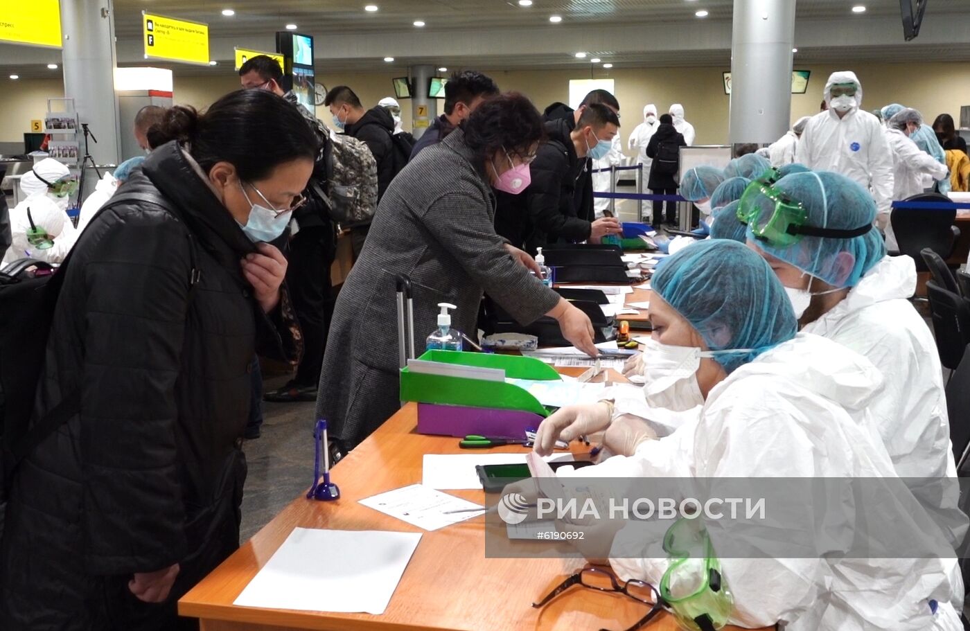 В Шереметьево усилили санитарный контроль в связи с коронавирусом