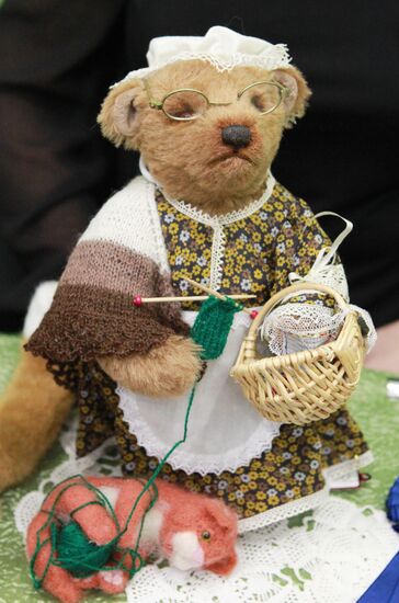 Международный весенний бал авторских кукол в Москве