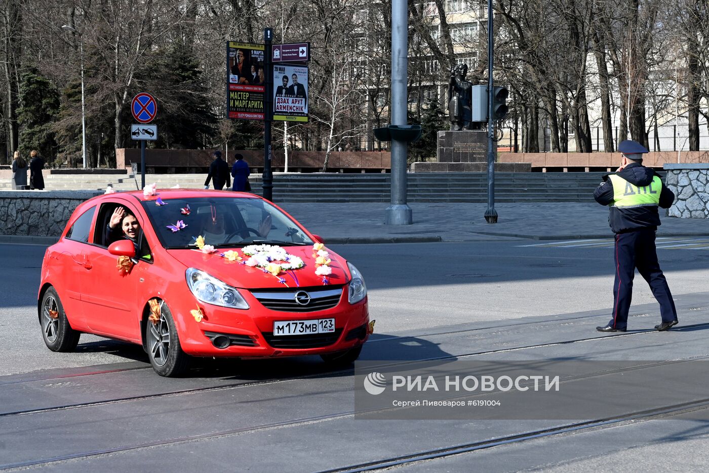 Автопробег для женщин-автомобилистов в Ростове-на-Дону