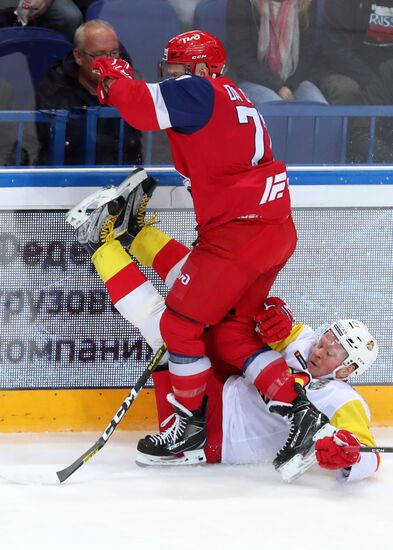 Хоккей. КХЛ. Матч "Локомотив" - "Йокерит"